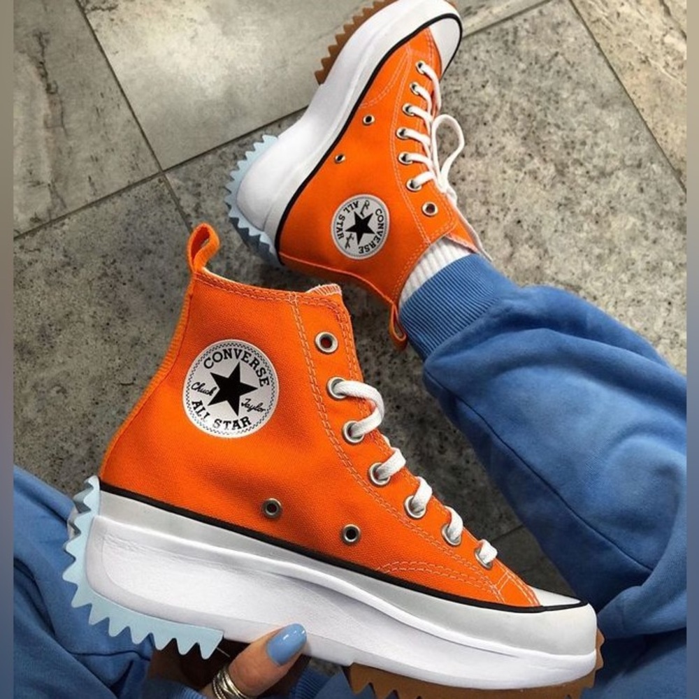 Converse run star hike